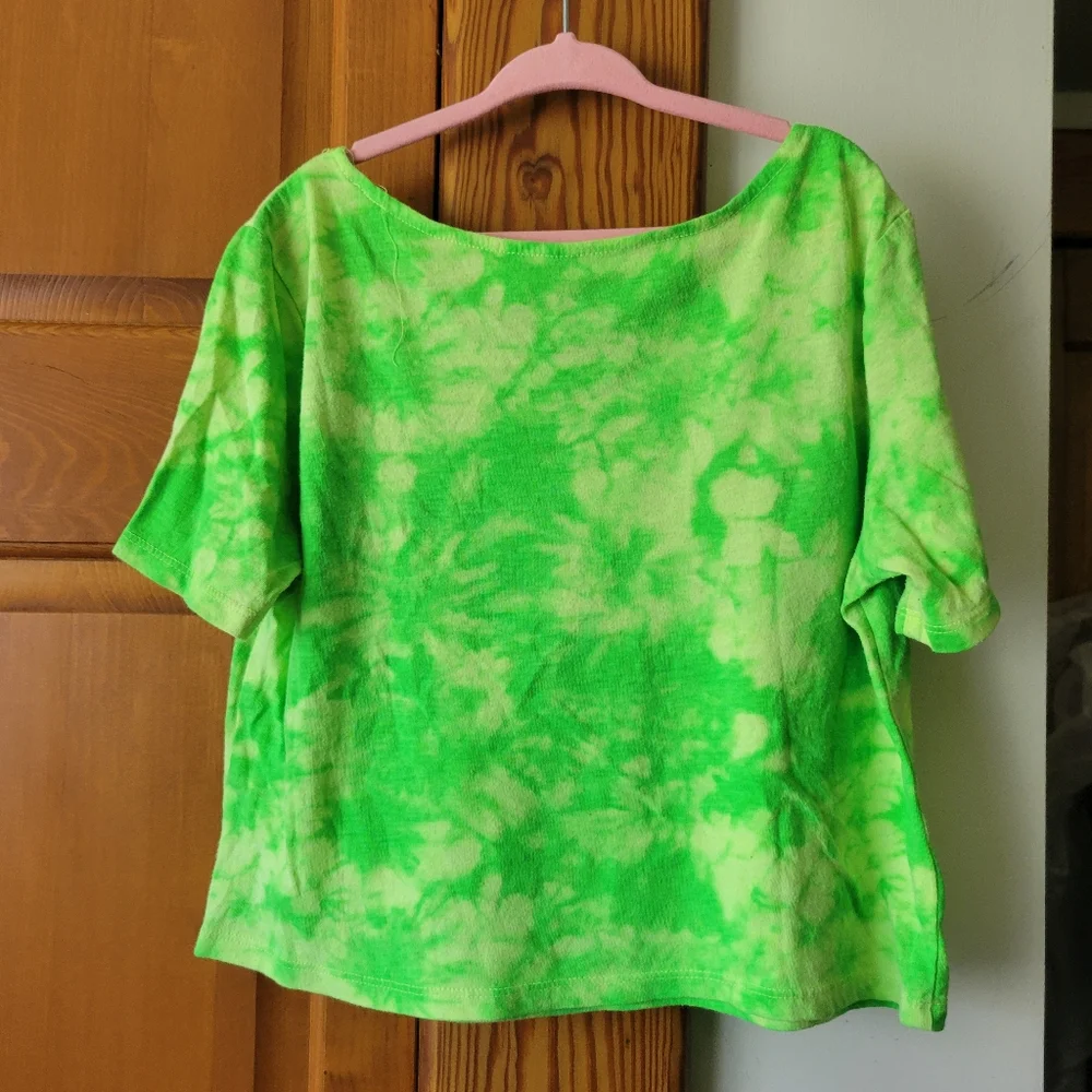 Justice Neon Lime Green Soccer Kids Crop T-Shirt Top Sequin